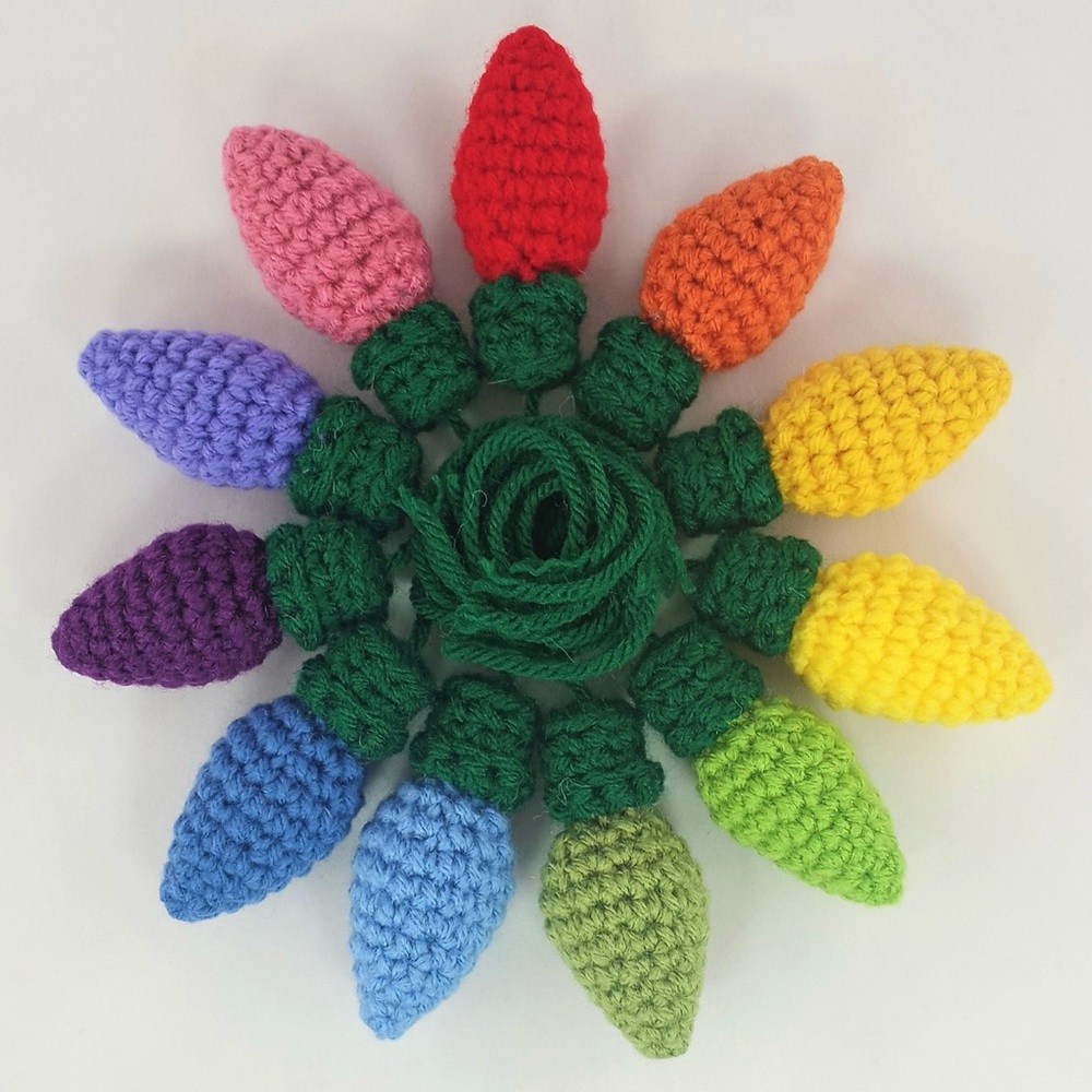 Crochet Christmas String Lights - Picture 2 of 5